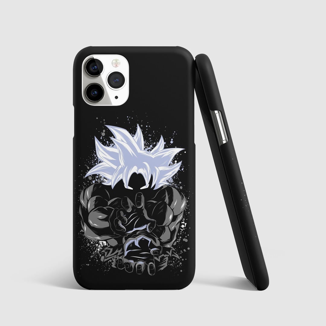Goku performing Kamehameha on dynamic phone cover.