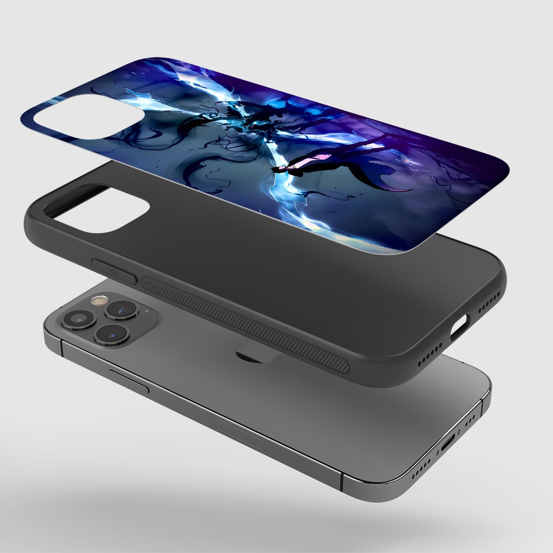 Angled view of Sung Jinwoo & Beru Case showing fierce shadow synergy.
