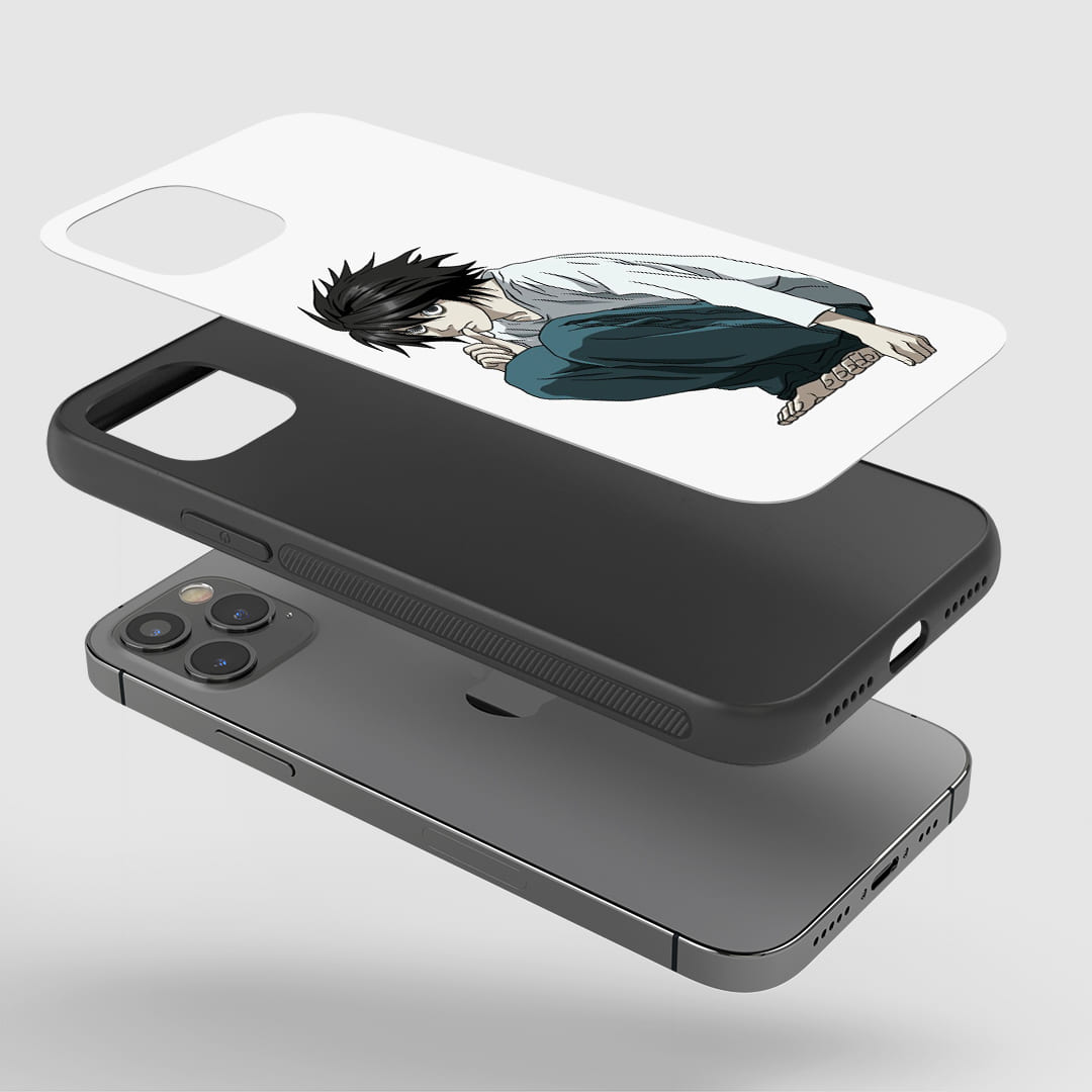 L Sitting Phone Case installed on a smartphone, ensuring robust protection and a unique design.